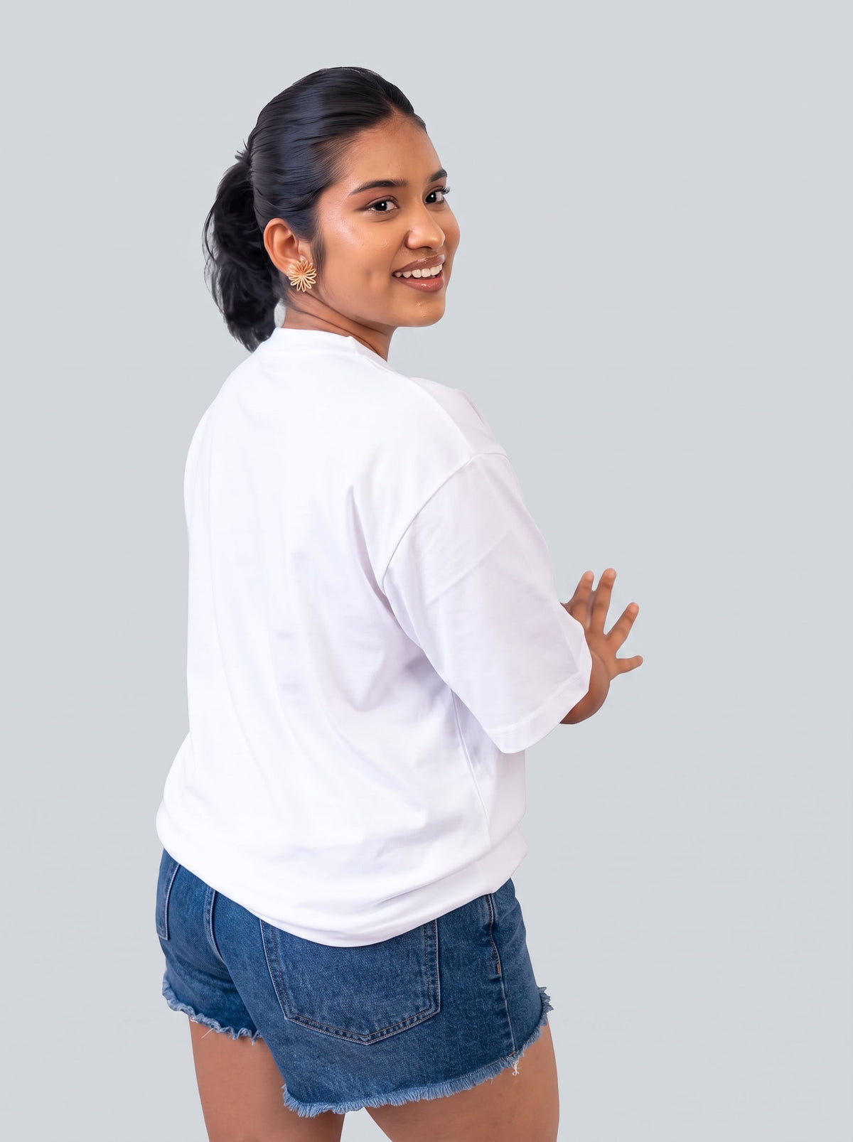 Summer Vacance Mood Oversized Tee, back view